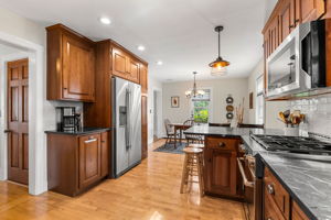 36 Cross St, Topsfield, MA 01983, USA Photo 57