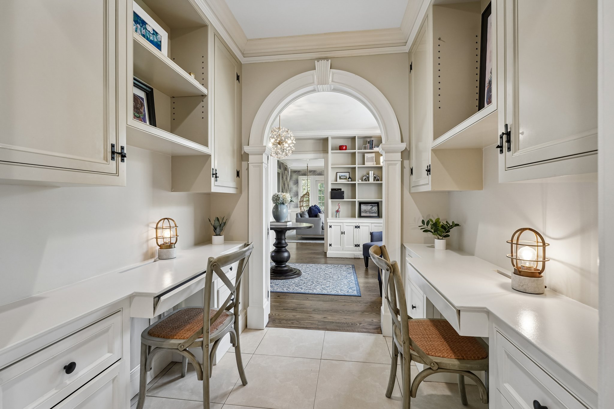 Homework central! Conveniently located right next to the kitchen.  See floorplan and 3D tour for more detail.