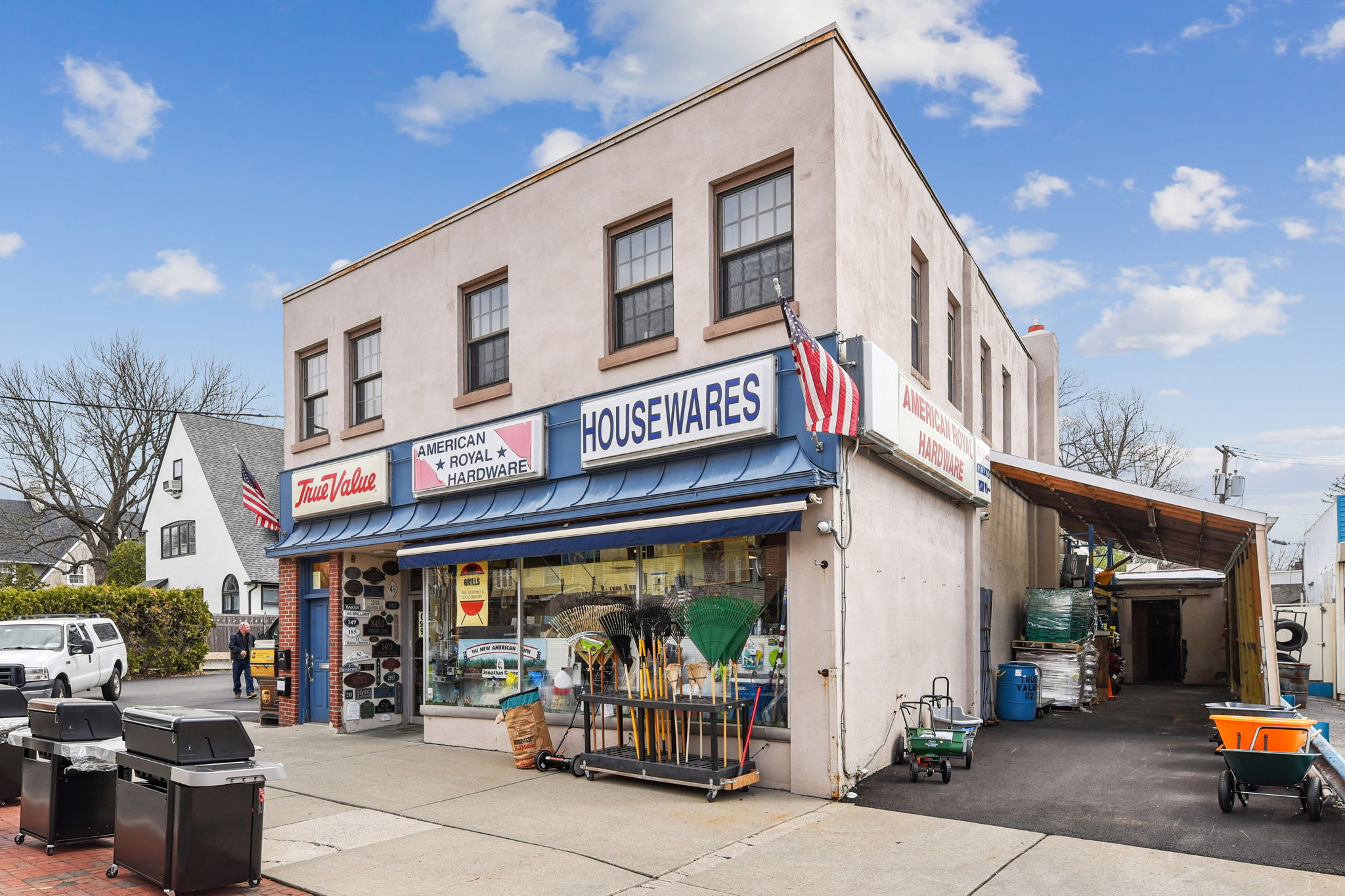The world's absolute best hardware store is 1,200 steps from your front door...