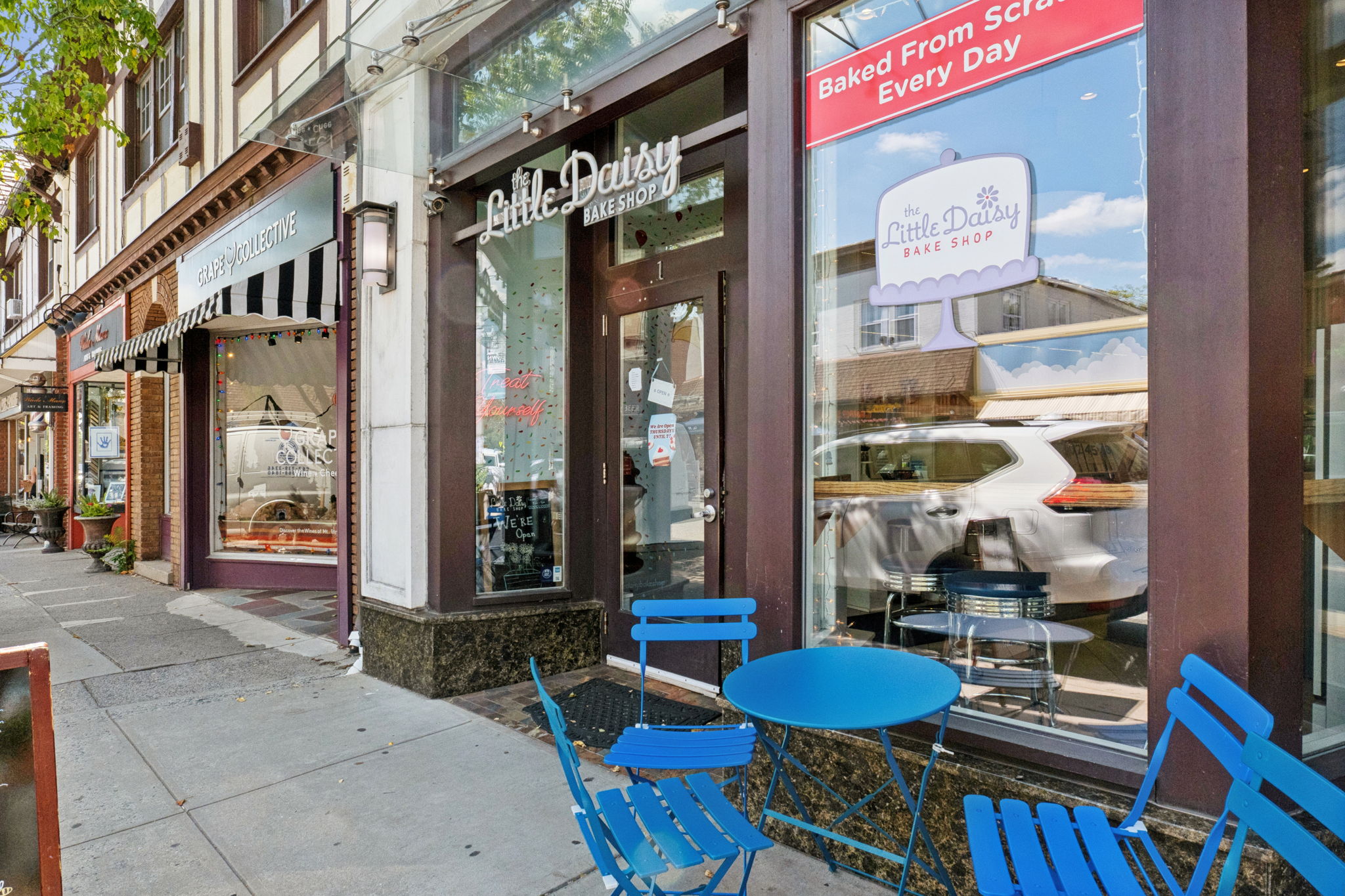 6 blocks to "Uptown" -for more coffee, dining and shopping options. NYC trains at your fingertips… leave the car at home!