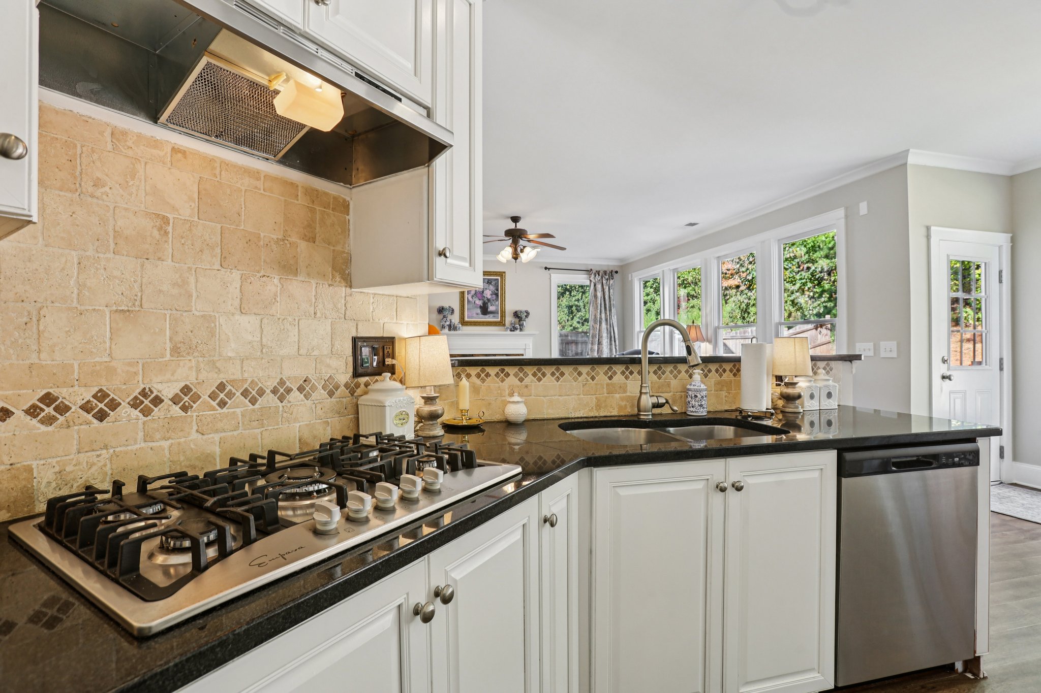 Evergreen Way-S2310-020.jpg
