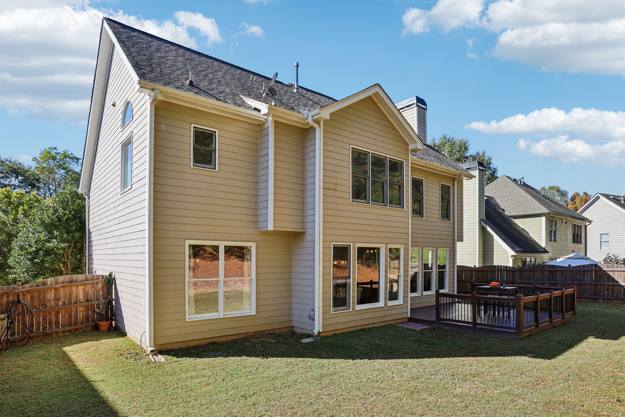 Evergreen Way-S2310-046.jpg