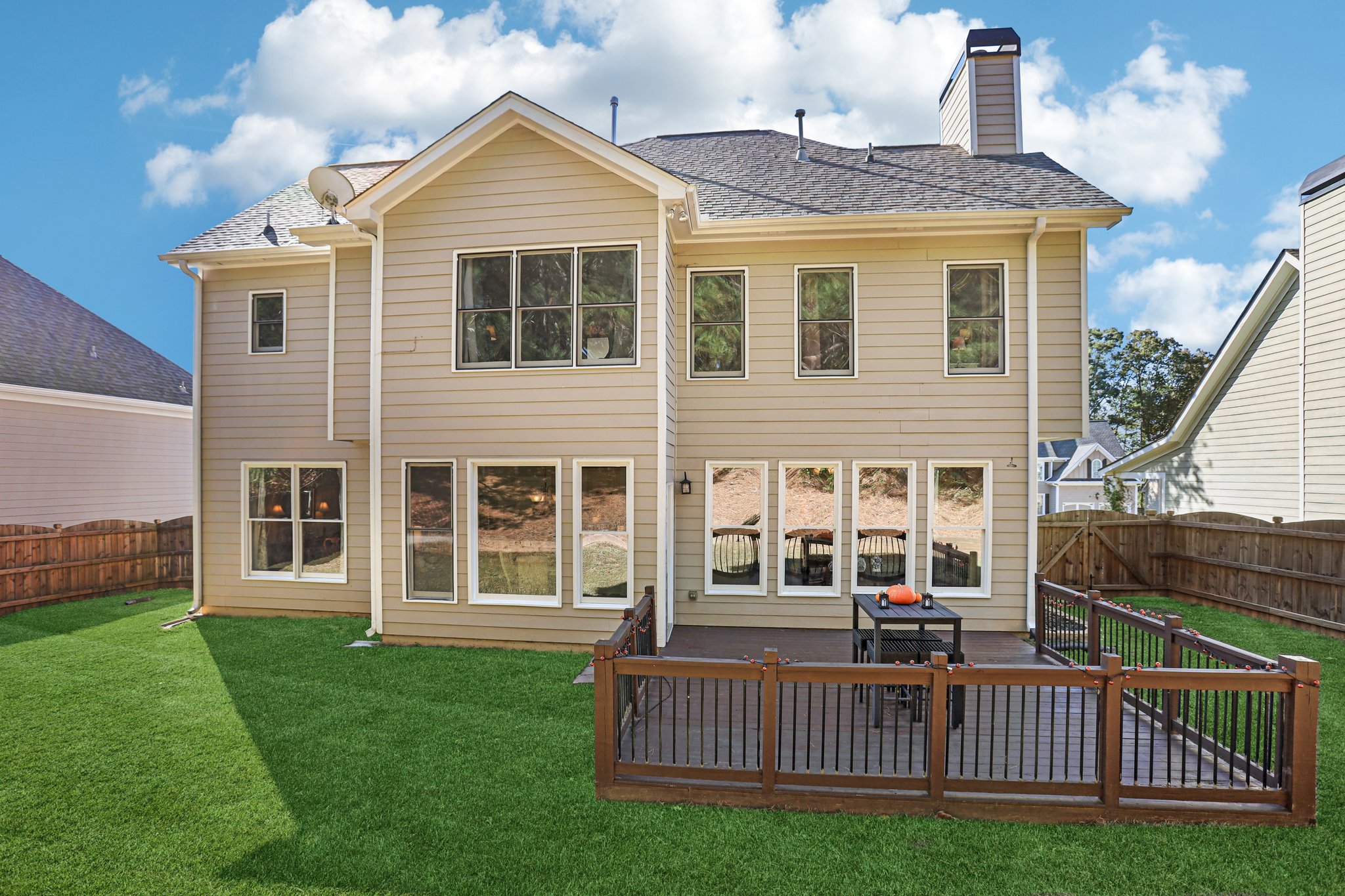 Evergreen Way-S2310-051.jpg