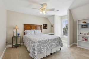 Evergreen Way-S2310-039.jpg