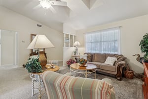 Gordon Ct-2805-012.jpg