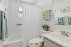Gordon Ct-2805-023.jpg