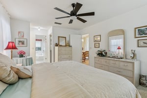 Gordon Ct-2805-027.jpg