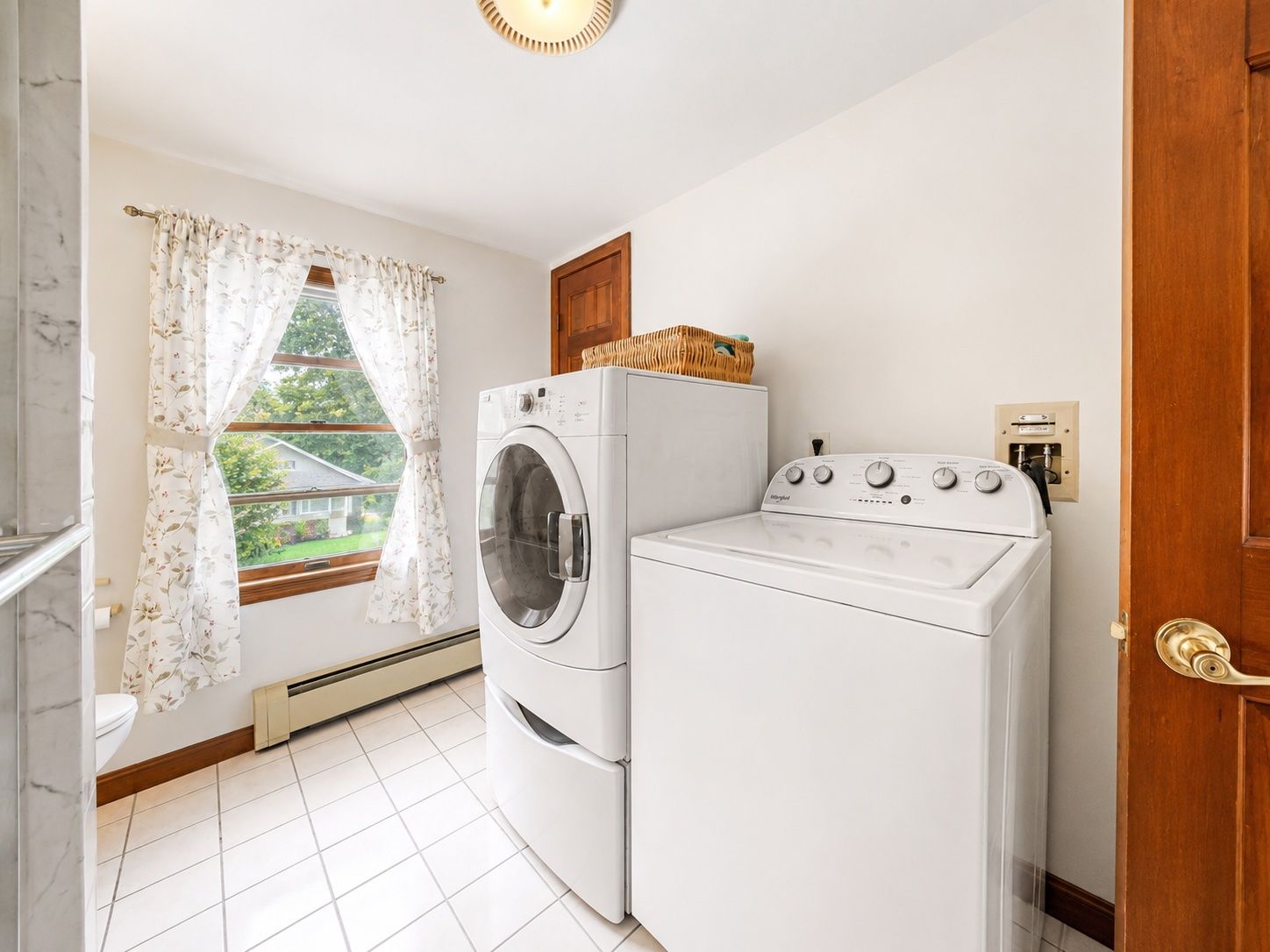 Bathroom 1 - 070647
