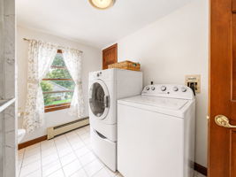 Bathroom 1 - 070647