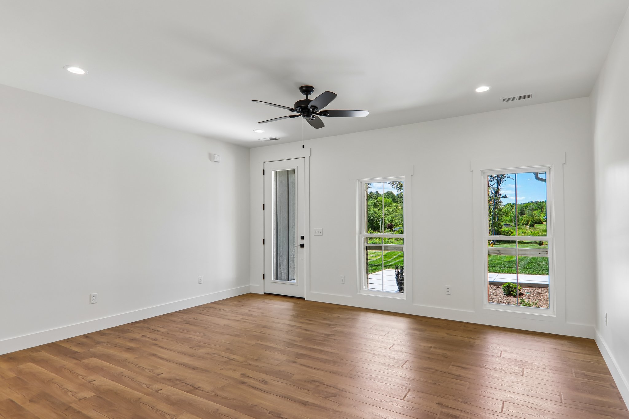 Haywood Xing Dr-S1305-004.jpg
