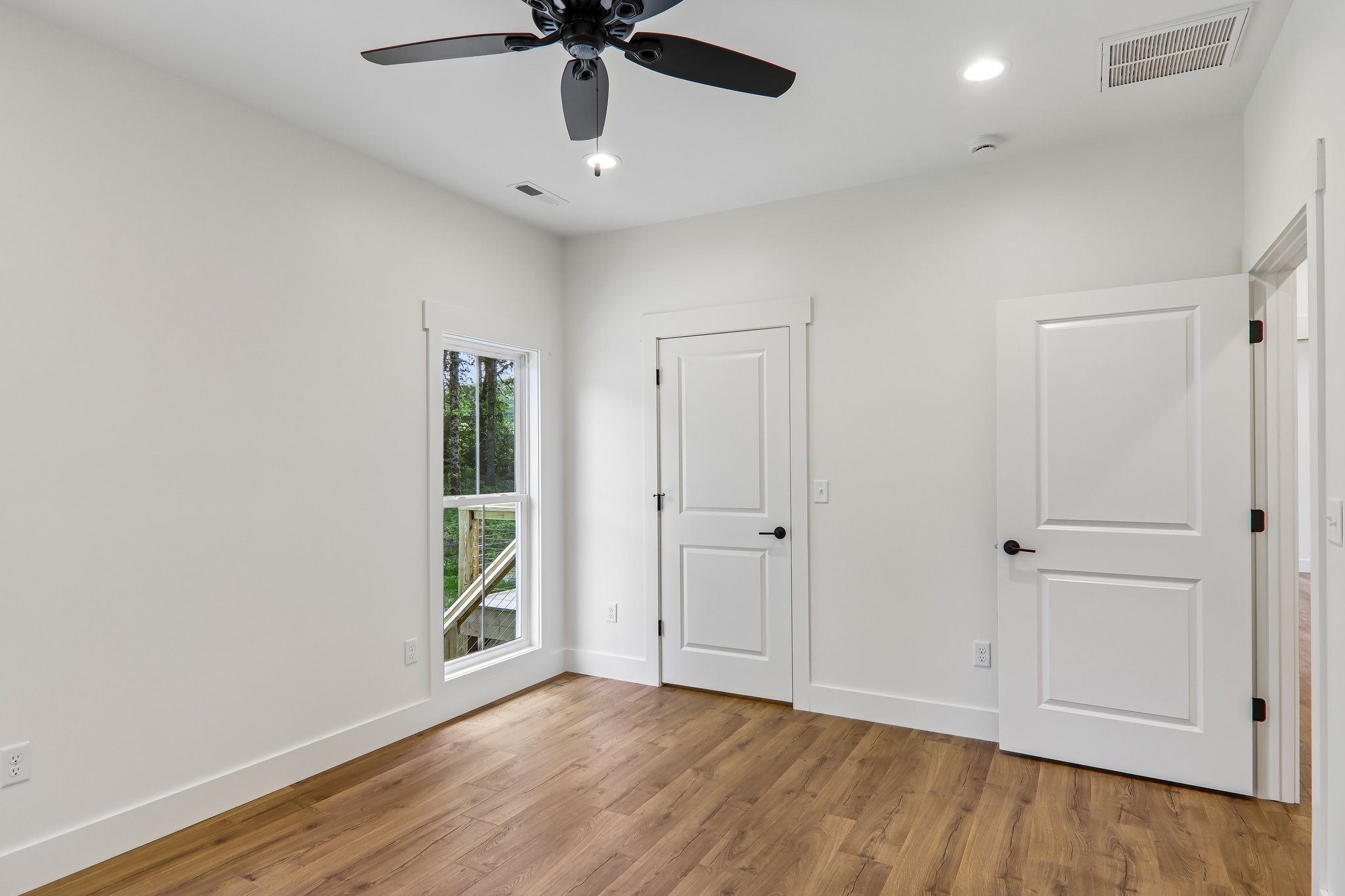 Haywood Xing Dr-S1305-020.jpg