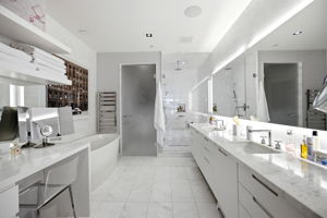  Photo 31