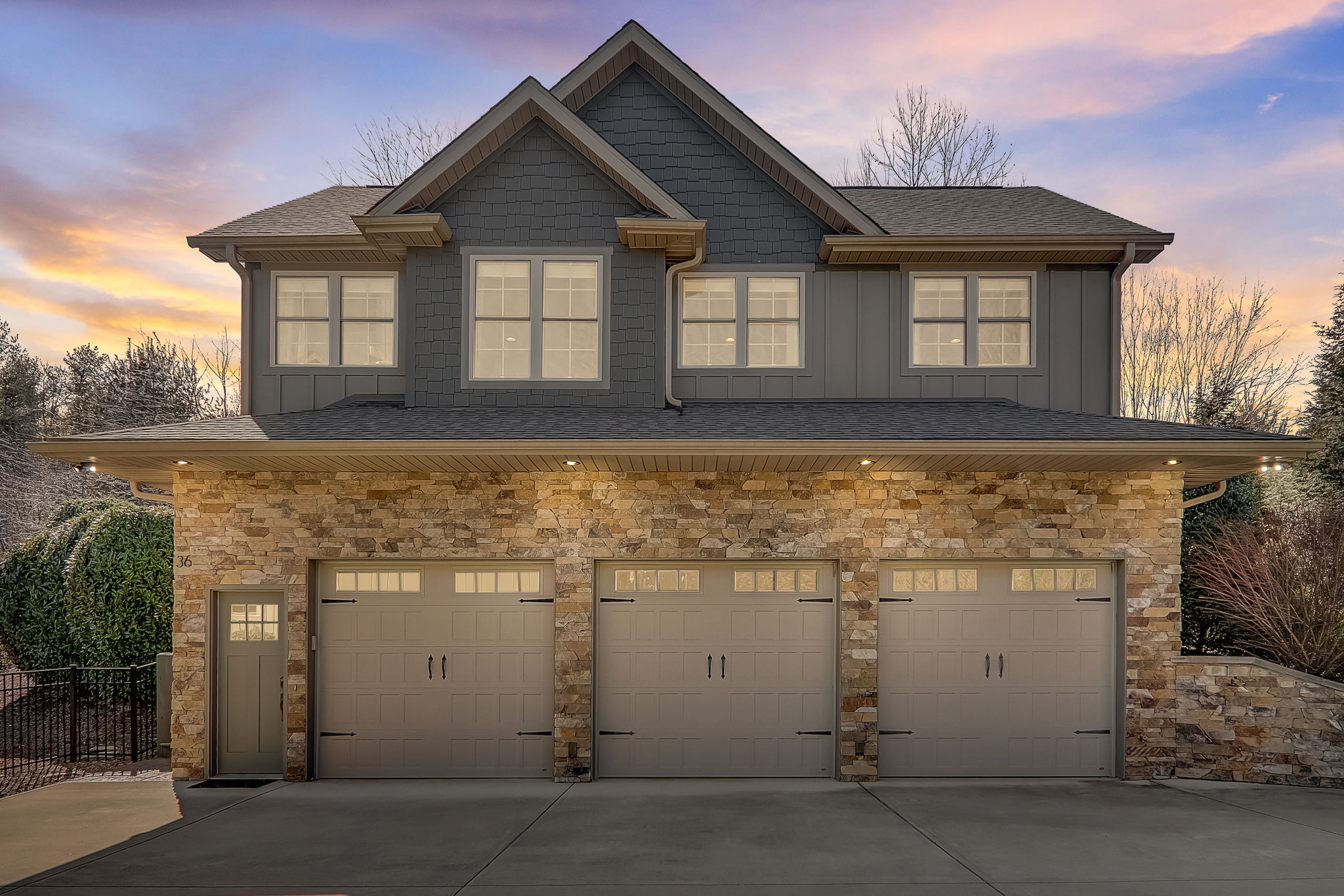 Ledgestone Dr - VT-002