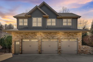 Ledgestone Dr - VT-002