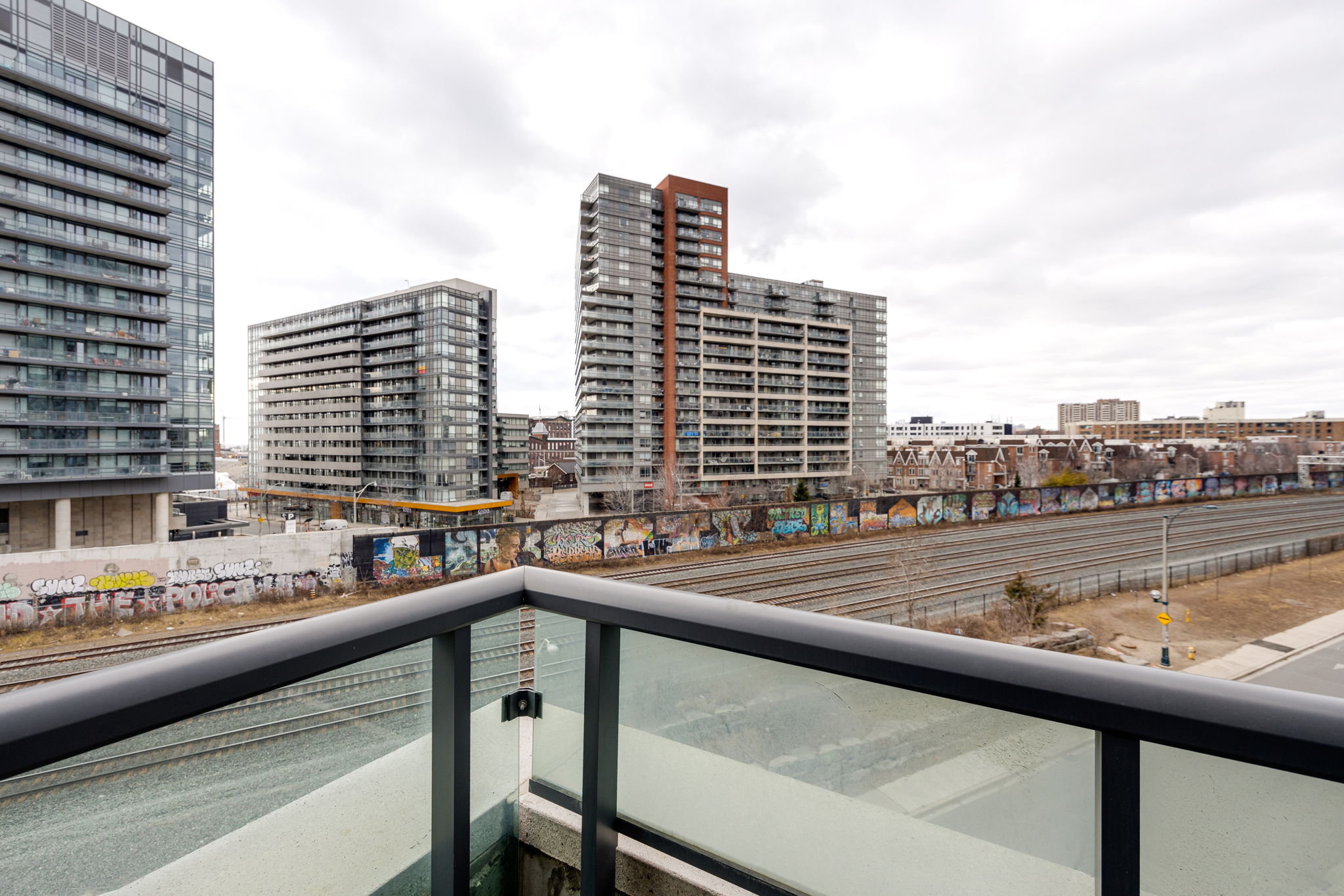 Toronto property showcase — delivered property photograph 20