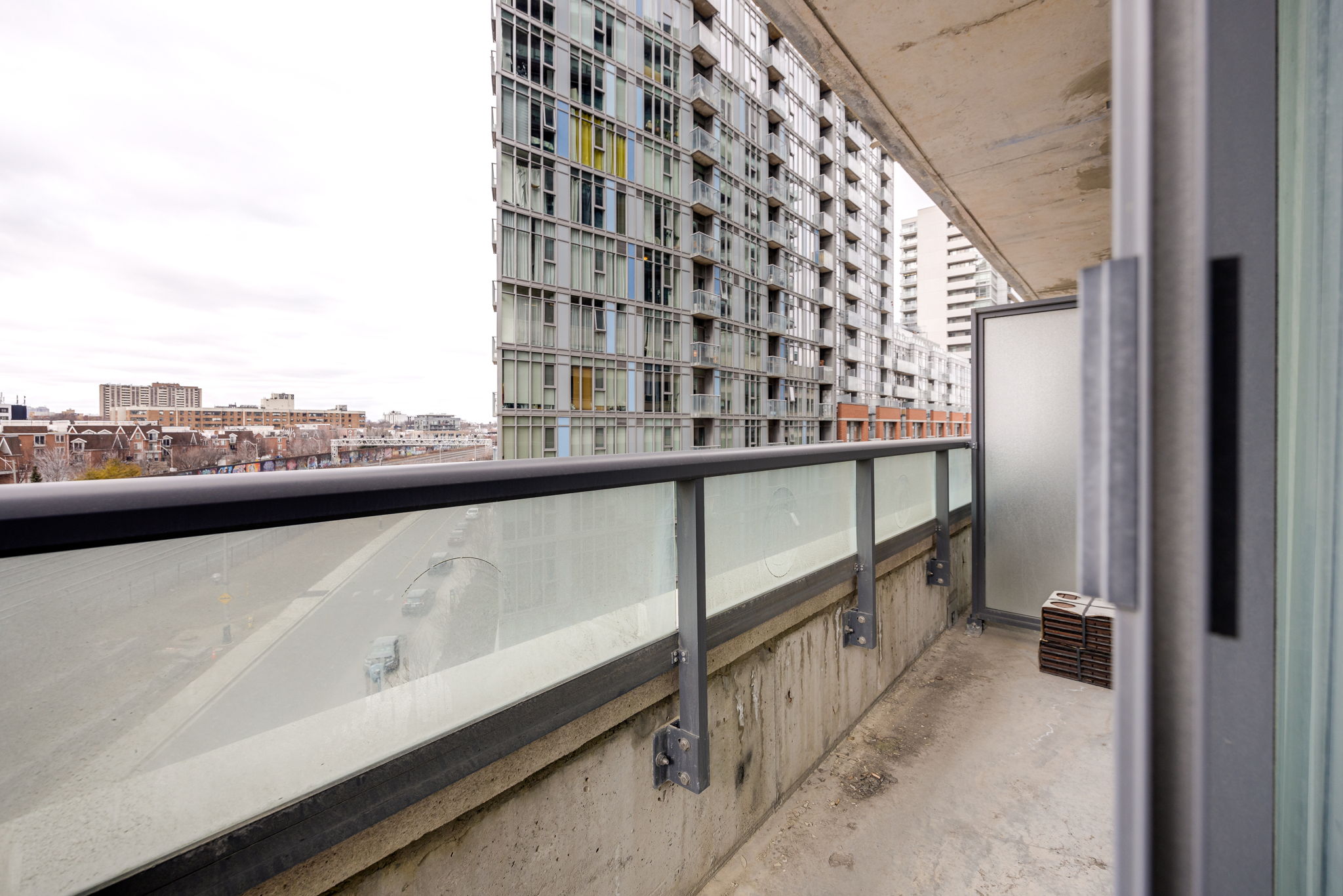Toronto property showcase — delivered property photograph 19