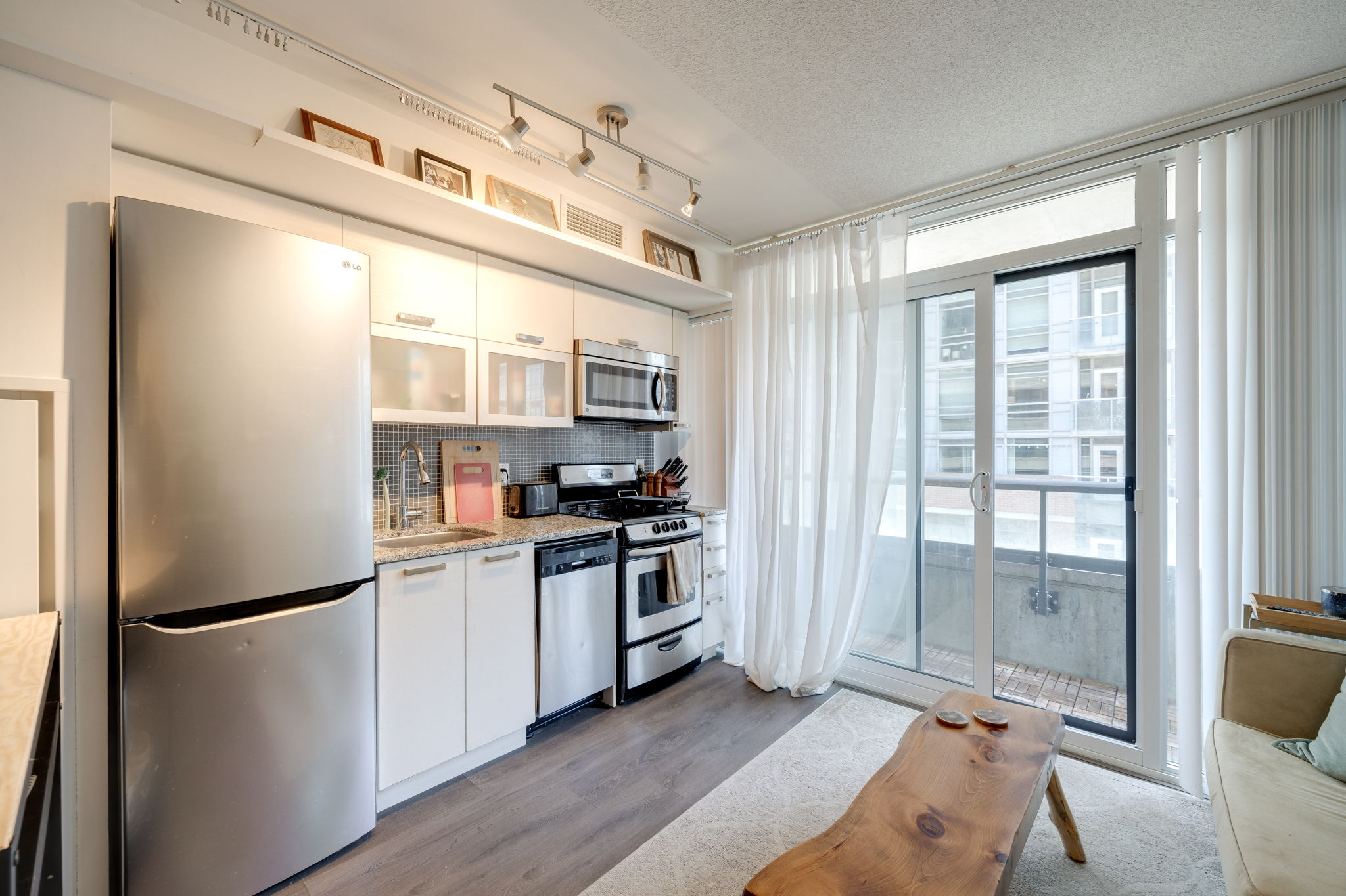 Toronto property showcase — delivered property photograph 8