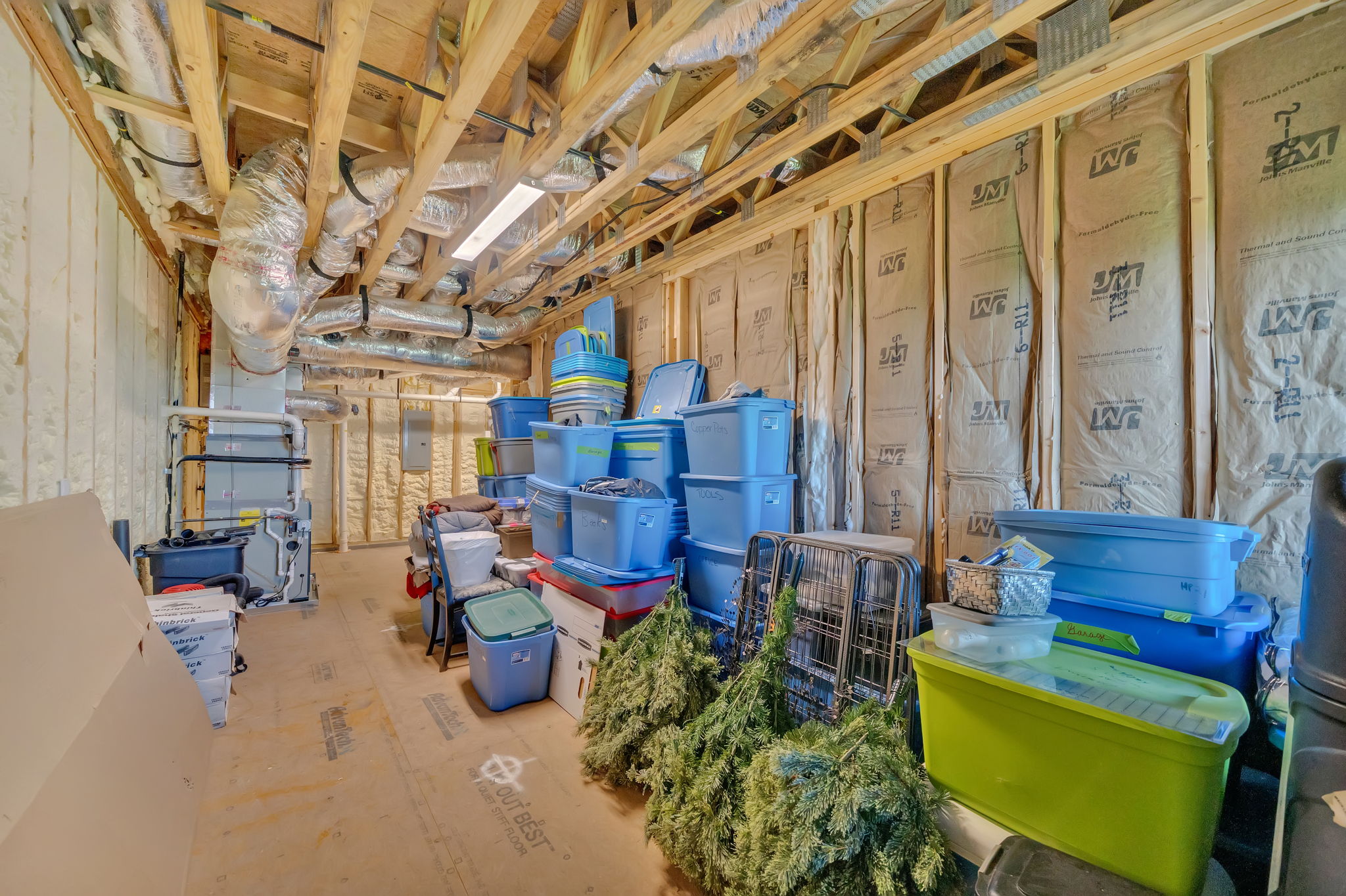 Storage/Utility/Flex