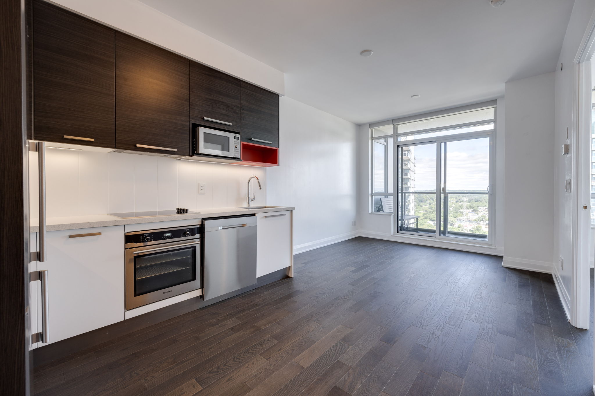Toronto property showcase — delivered property photograph 5