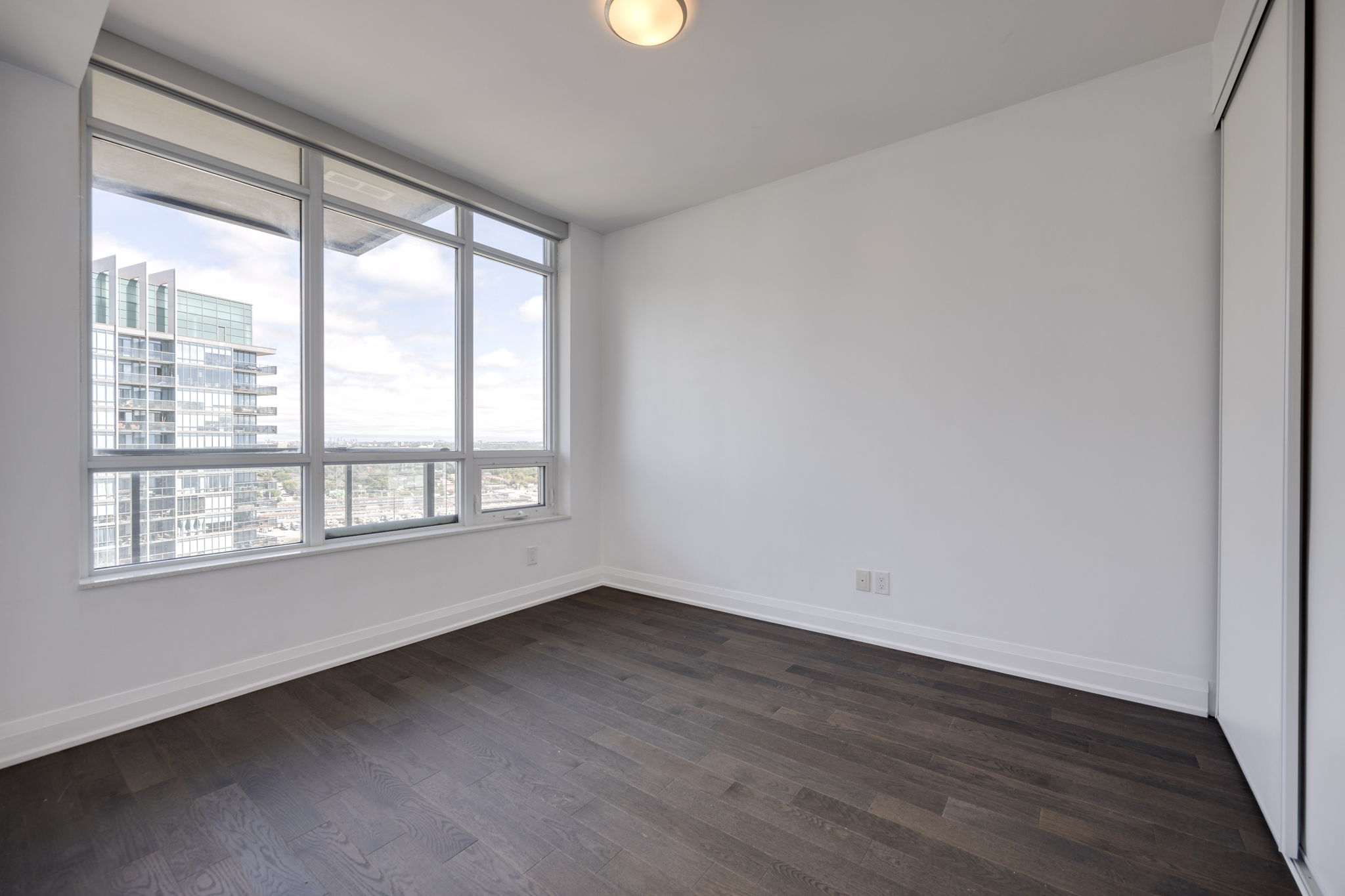 Toronto property showcase — delivered property photograph 12