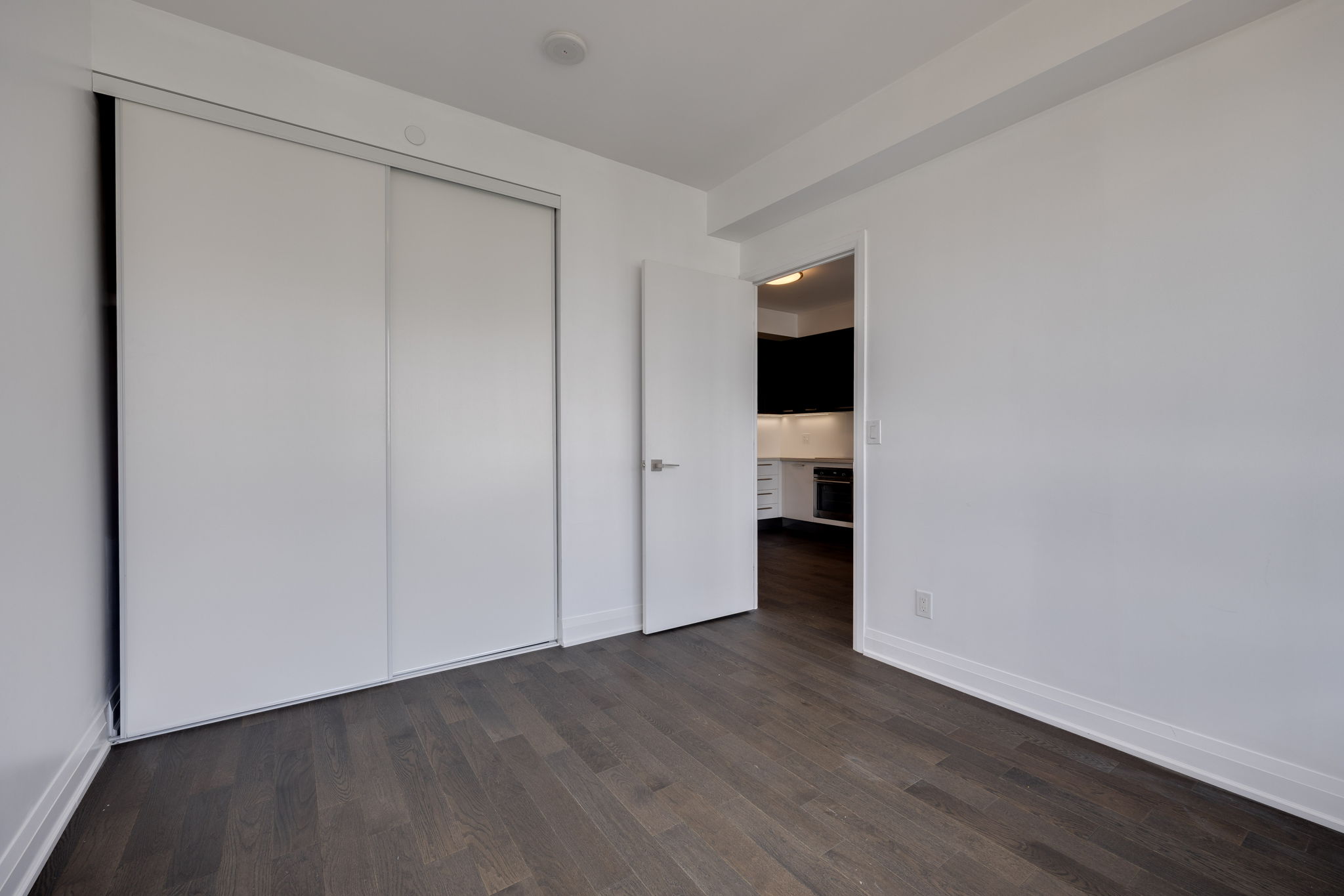 Toronto property showcase — delivered property photograph 13