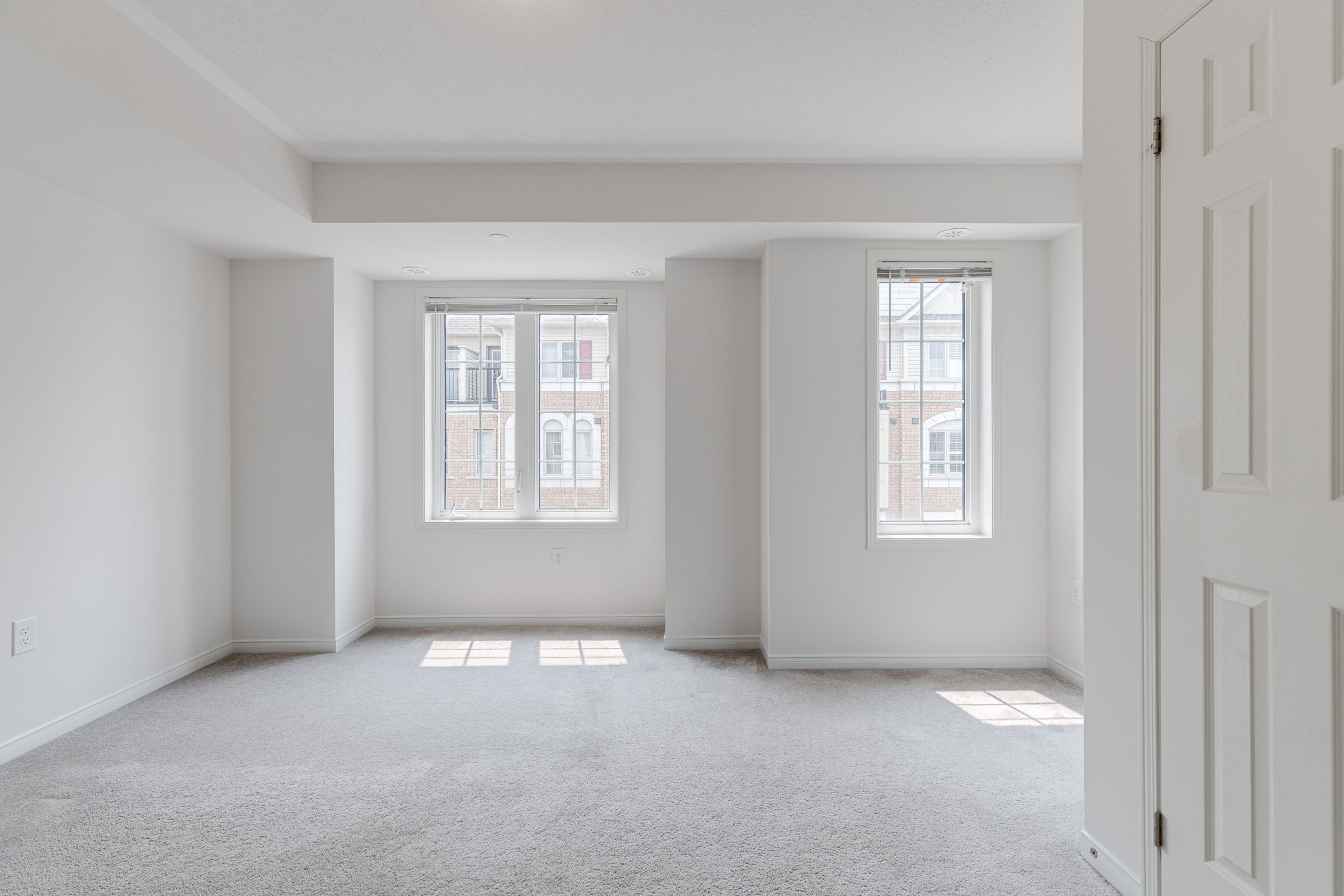 Oshawa property showcase — delivered property photograph 22