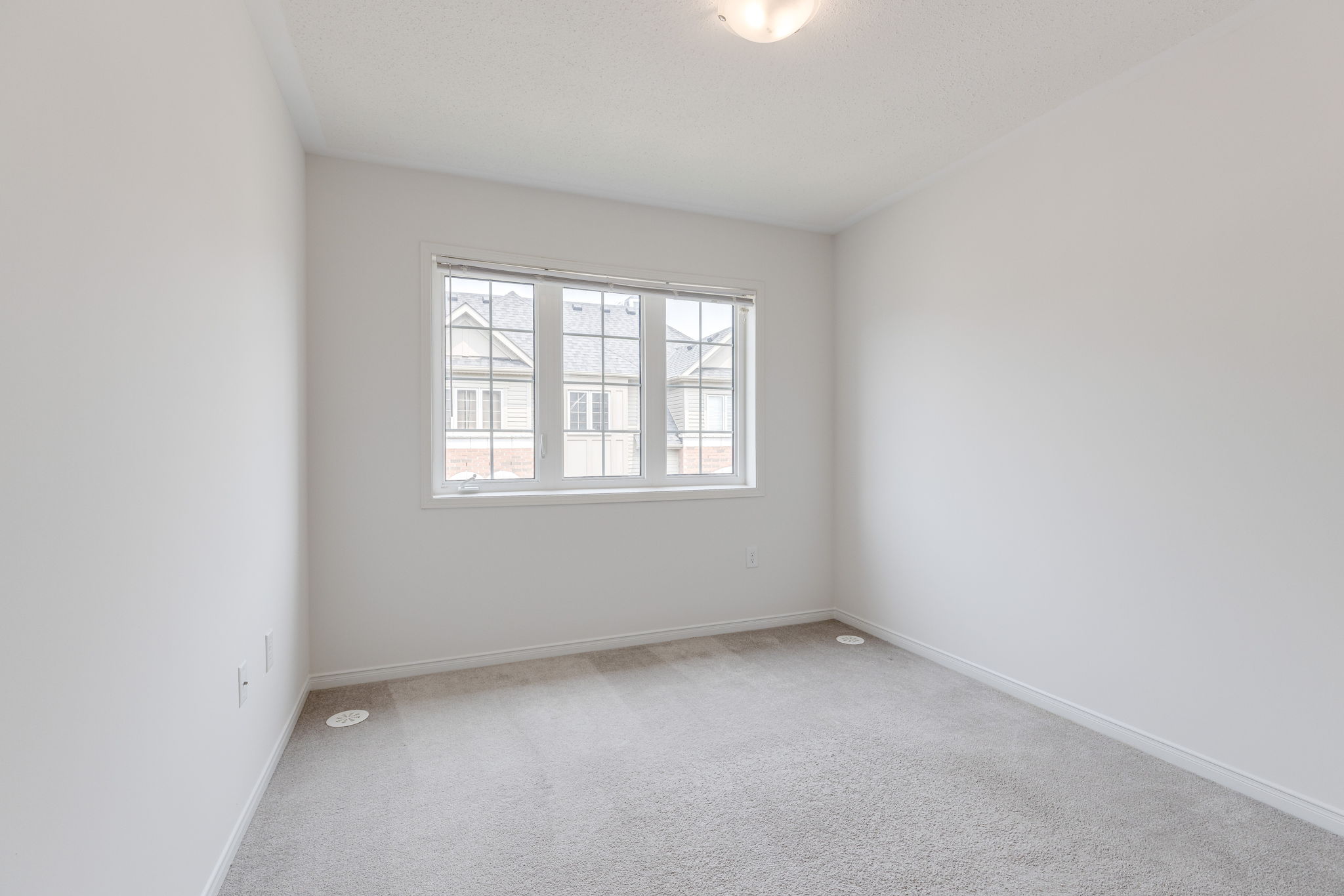 Oshawa property showcase — delivered property photograph 23