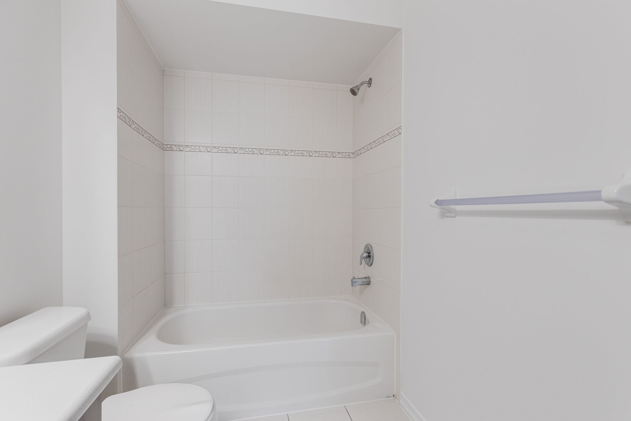 Oshawa property showcase — delivered property photograph 26