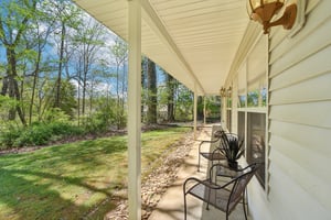 Queen Rd unit c-1004-005.jpg