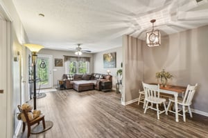 Queen Rd unit c-1004-008.jpg
