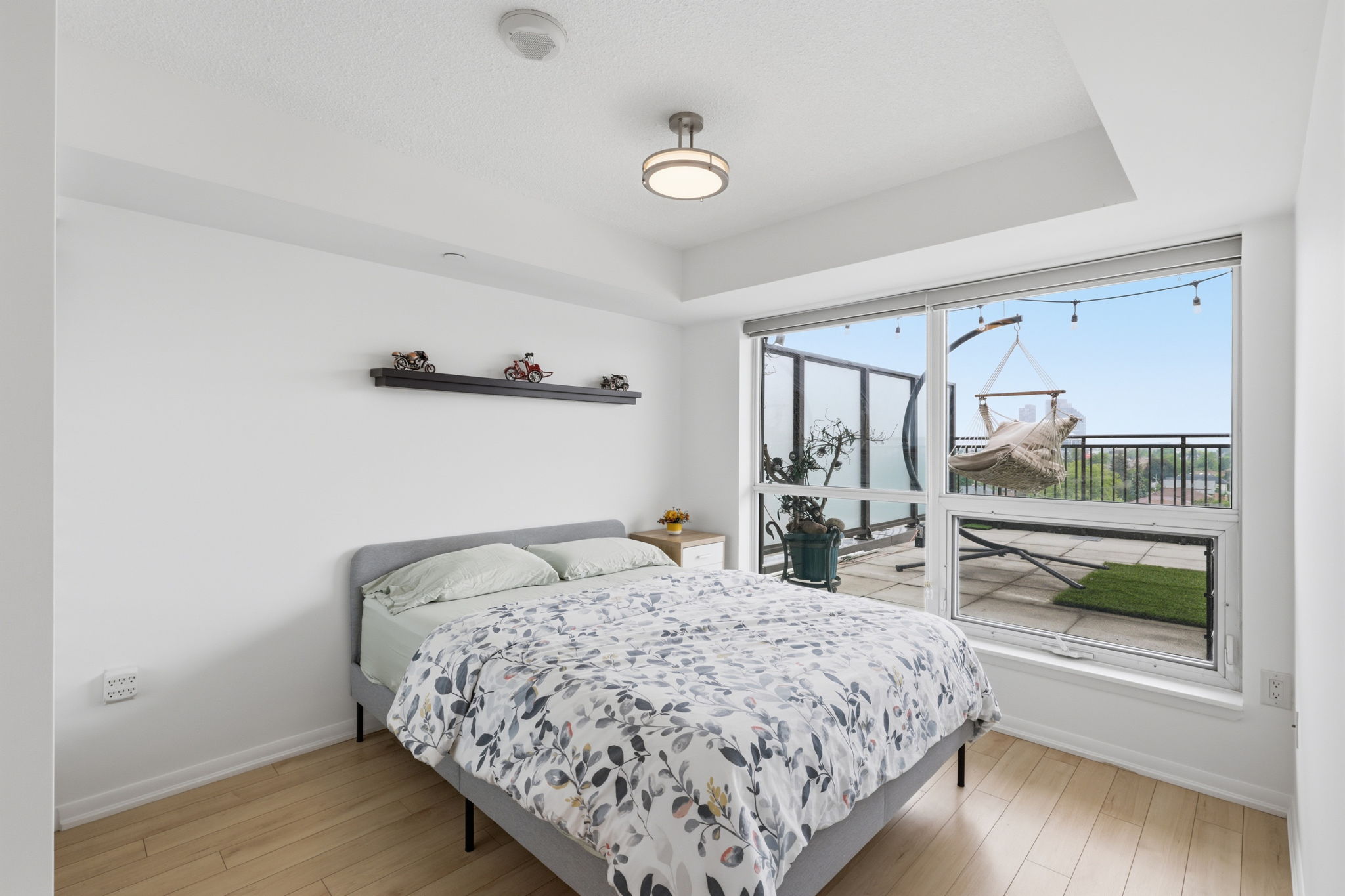Property in Toronto — delivered property photograph 15