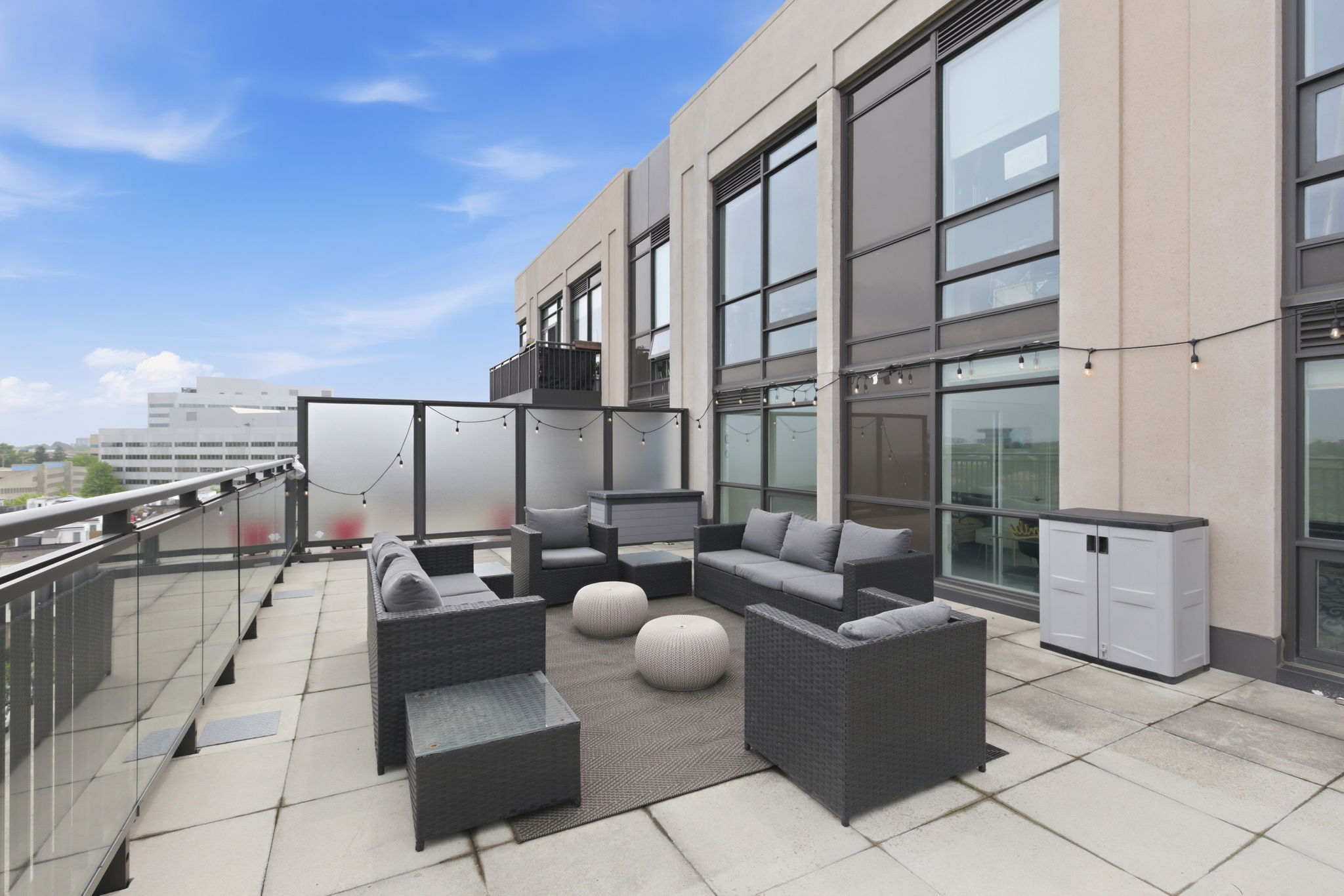 Property in Toronto — delivered property photograph 27