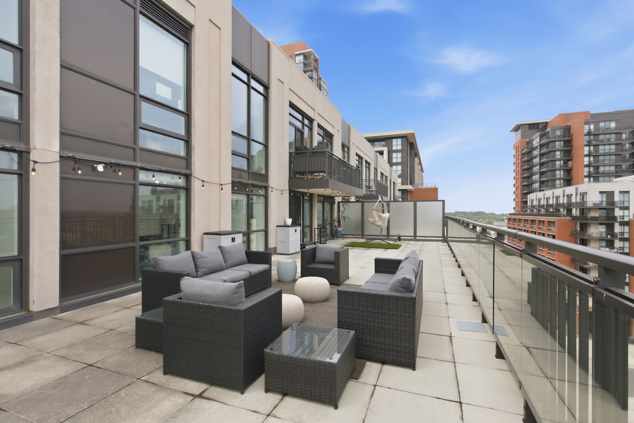 Property in Toronto — delivered property photograph 28