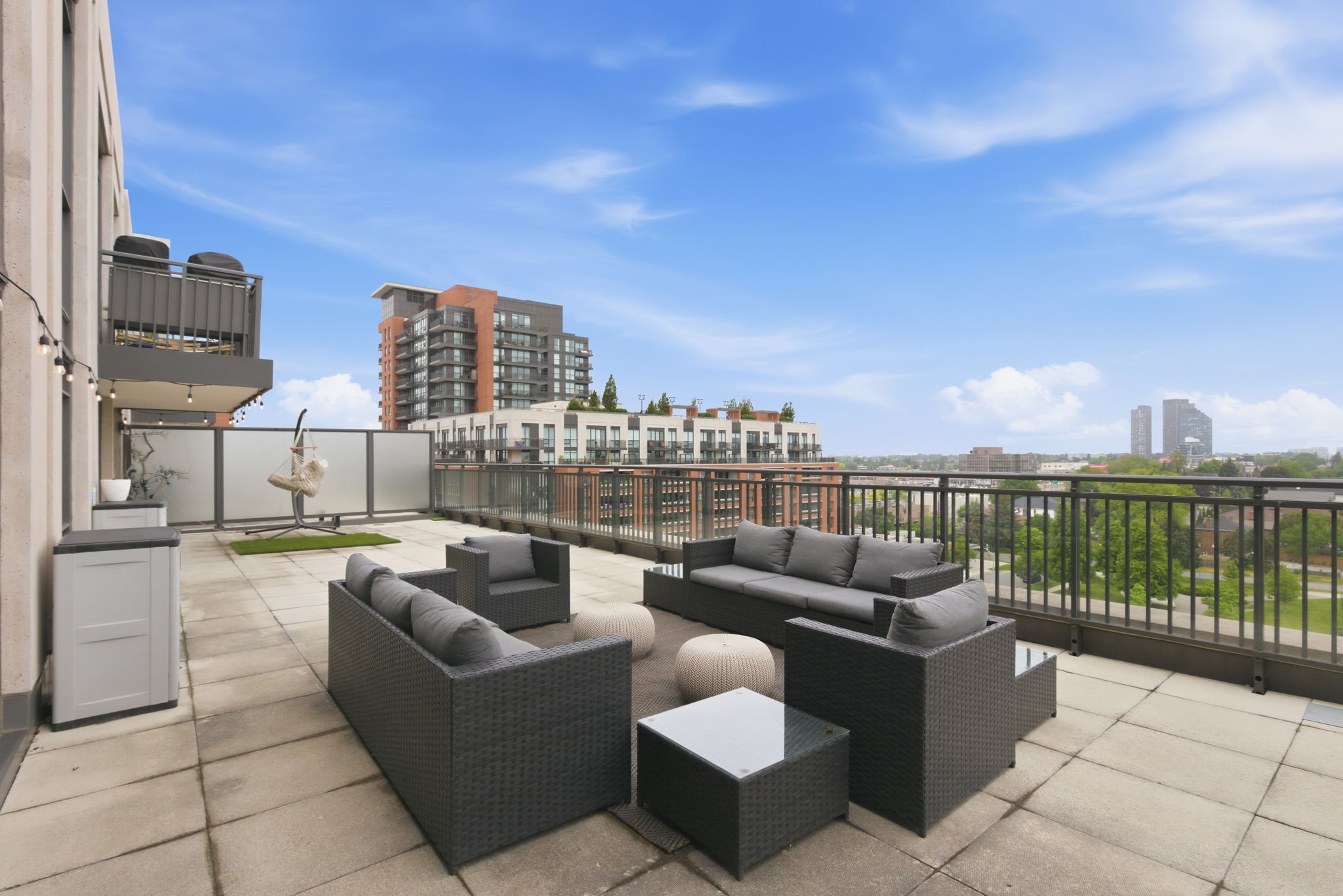 Property in Toronto — delivered property photograph 29