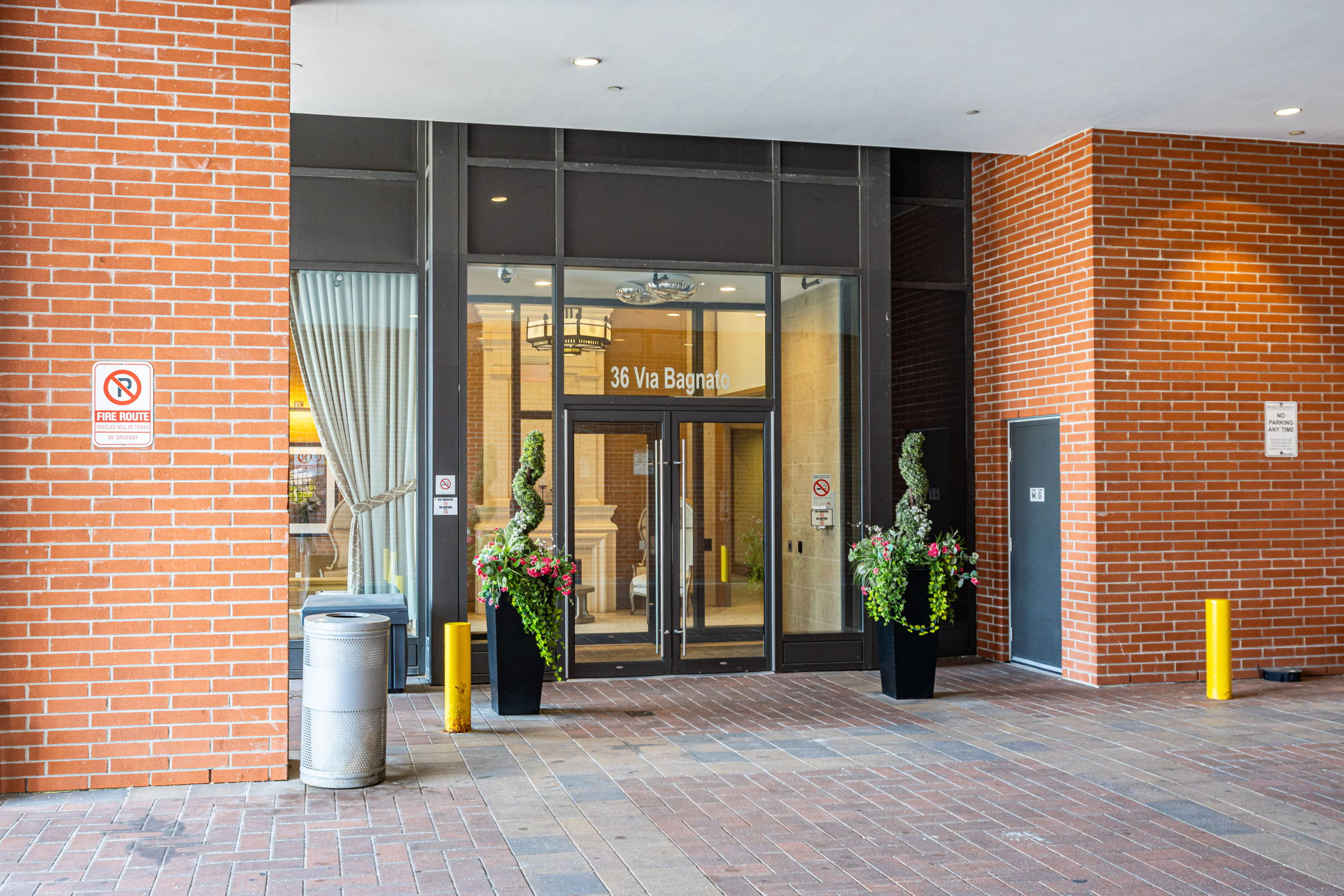 Property in Toronto — delivered property photograph 4