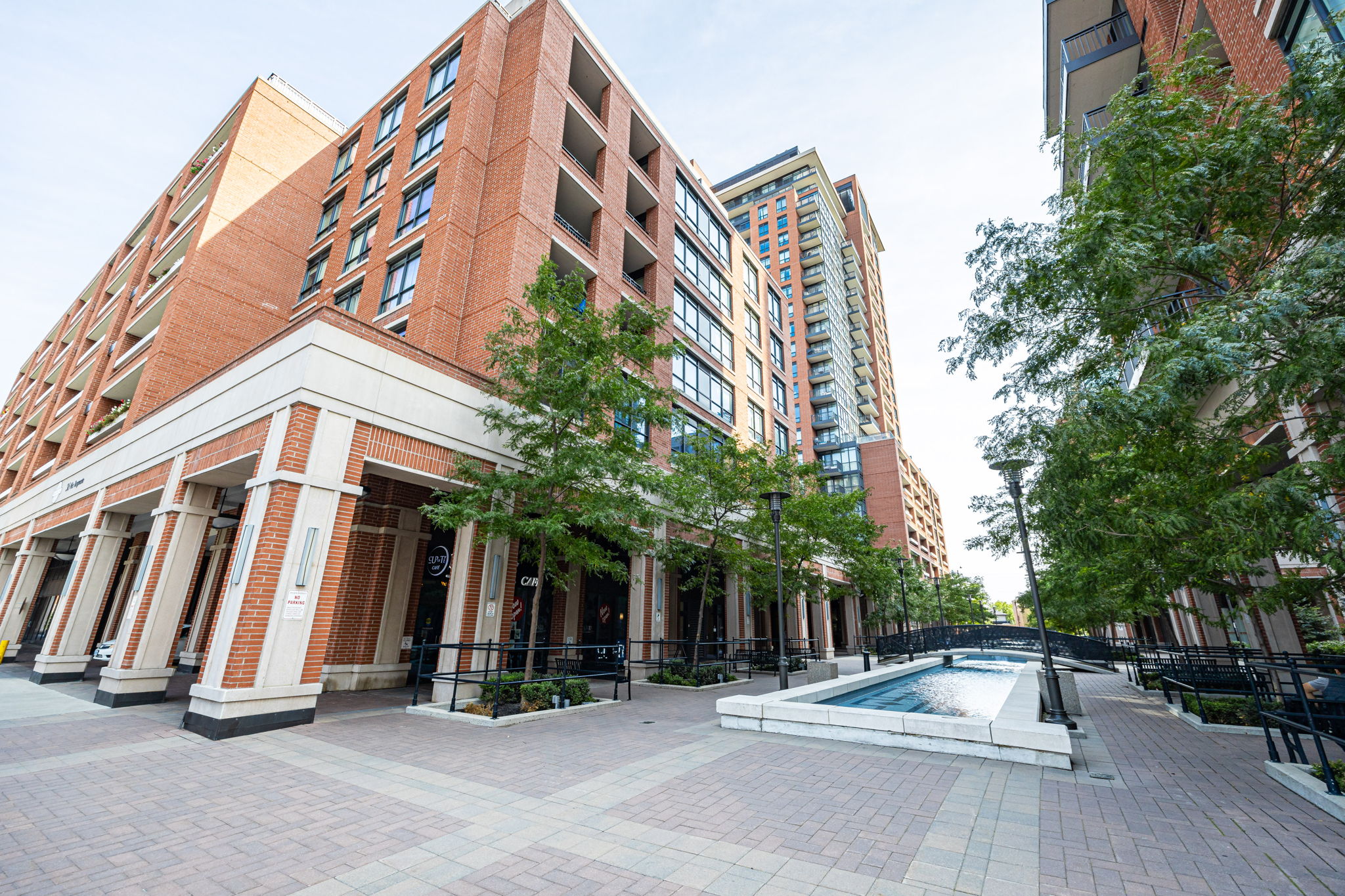 Property in Toronto — delivered property photograph 3