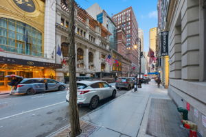 36_W_44TH_303_029