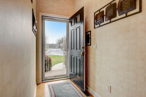 Wyldwood Dr-004