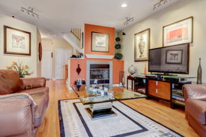 Wyldwood Dr-006