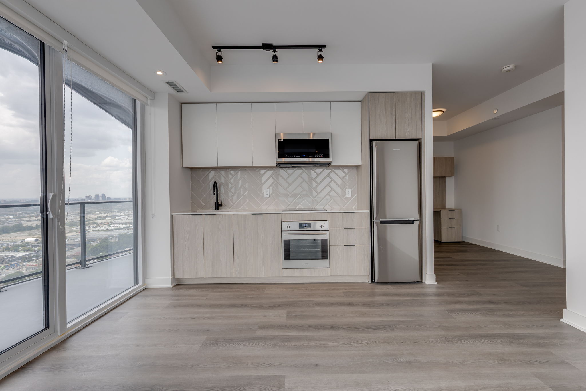 Toronto property showcase — delivered property photograph 7