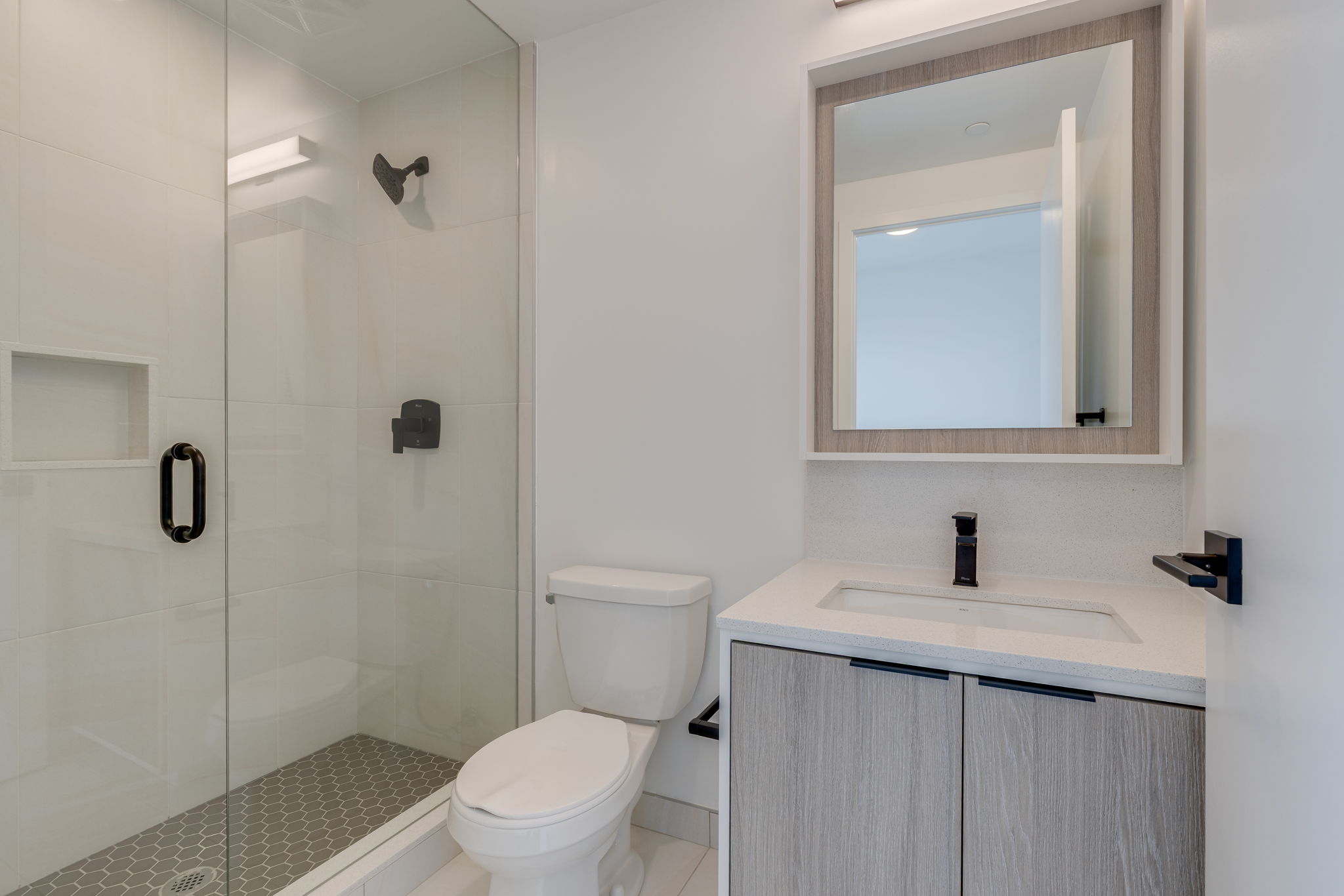 Toronto property showcase — delivered property photograph 21