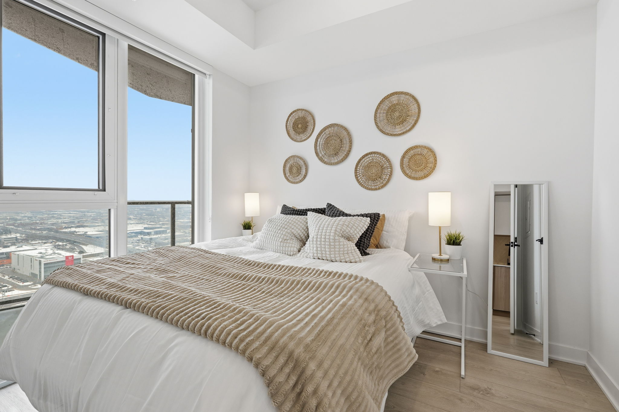 Toronto property showcase — delivered property photograph 12