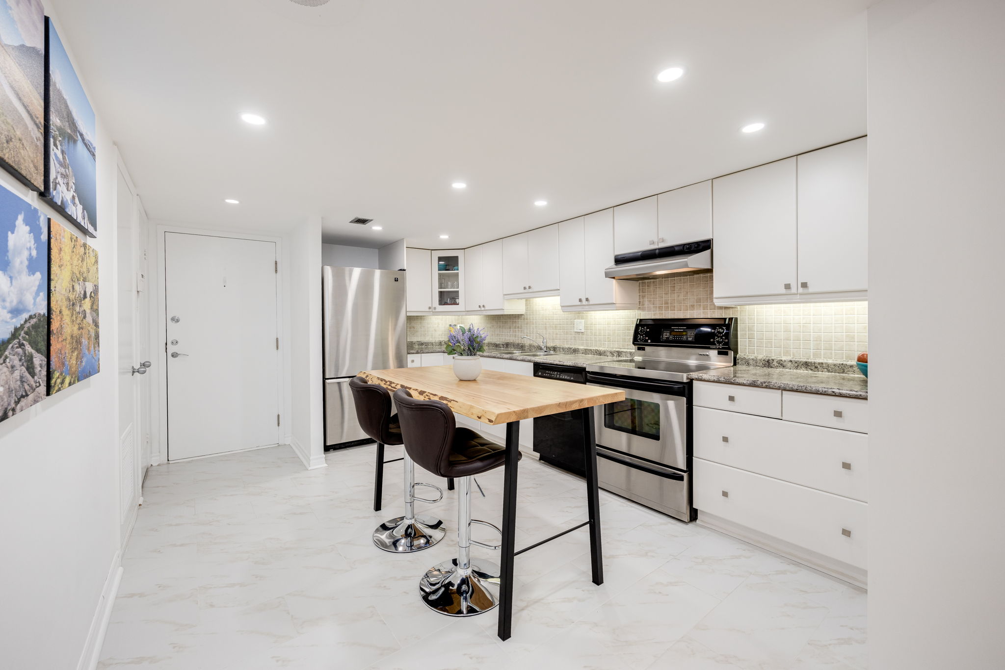 Toronto property showcase — delivered property photograph 4