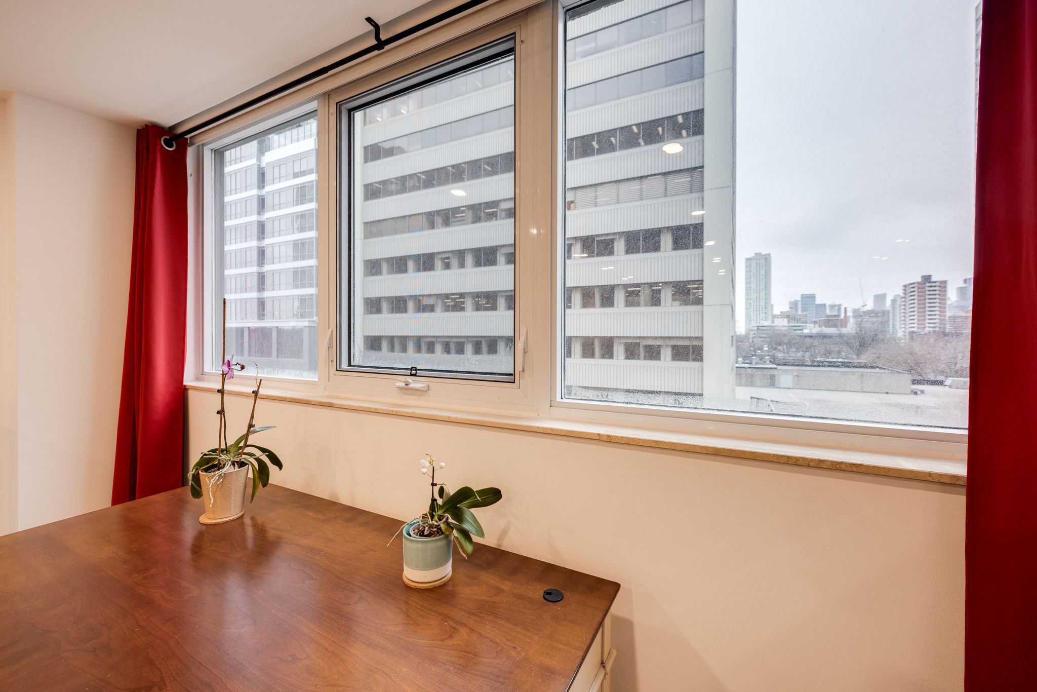 Toronto property showcase — delivered property photograph 18