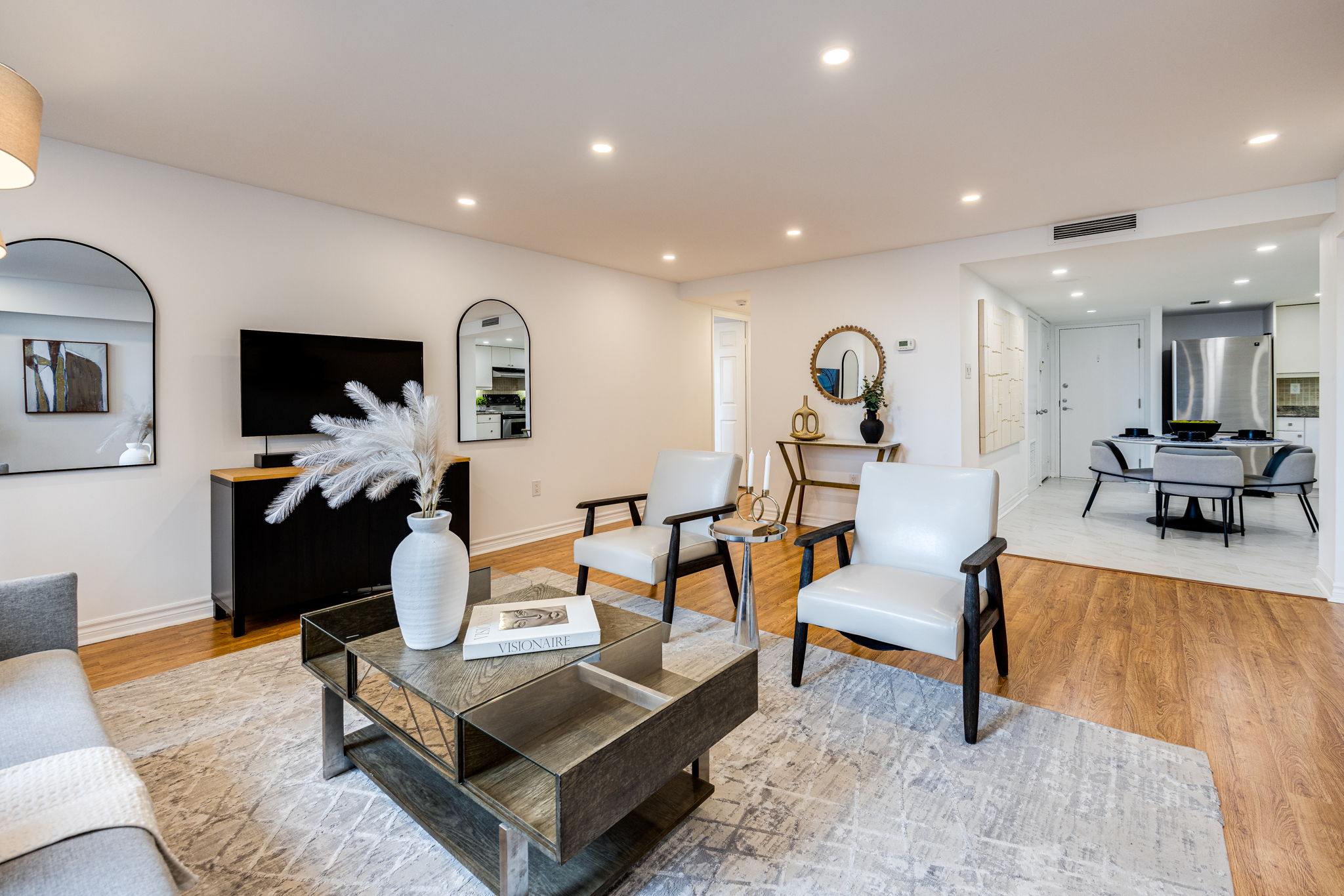 Toronto property showcase — delivered property photograph 3