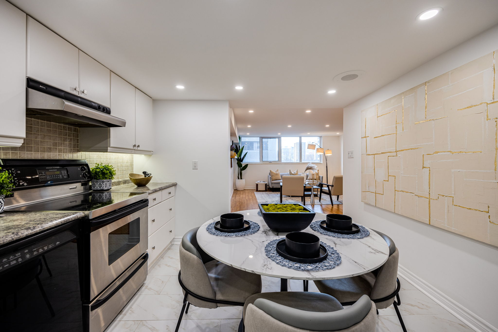 Toronto property showcase — delivered property photograph 8