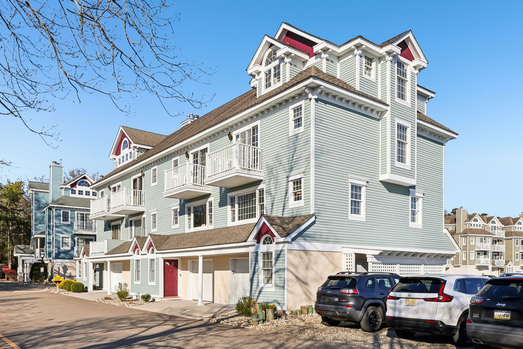 Captains Walk-S2503-002.jpg