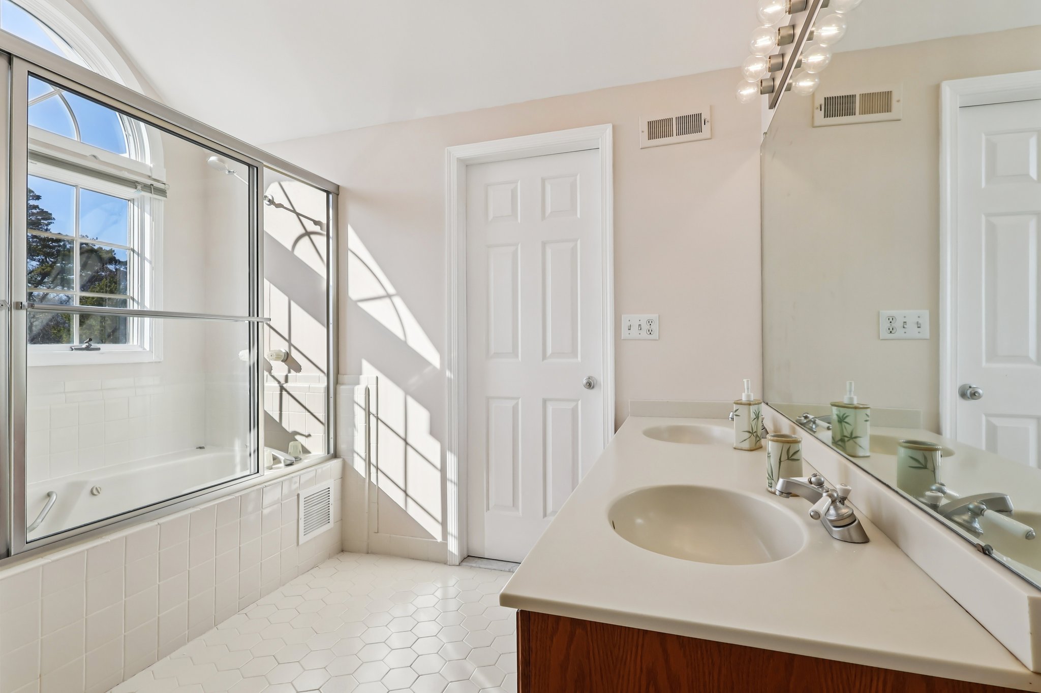 Captains Walk-S2503-030.jpg