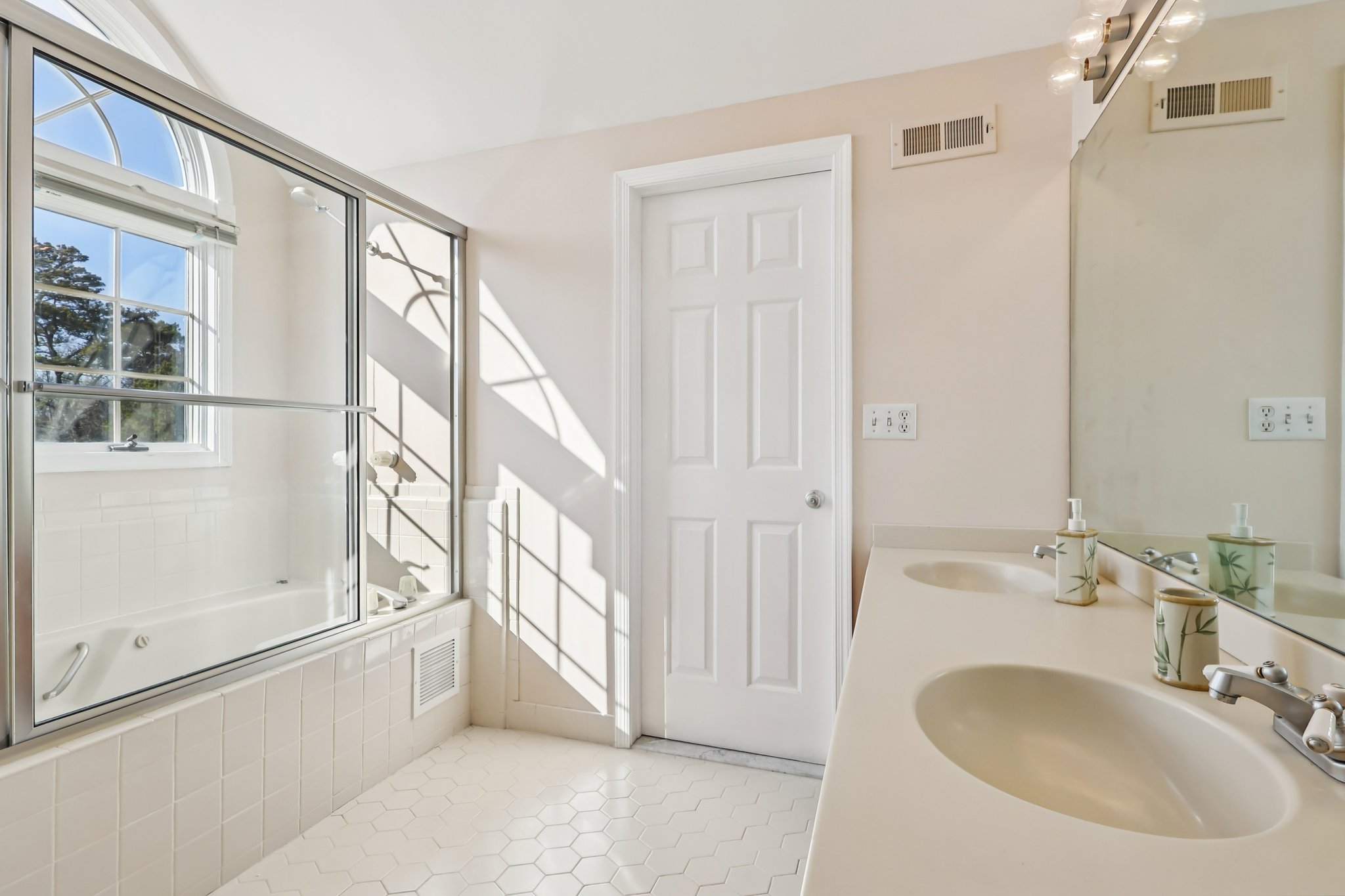 Captains Walk-S2503-031.jpg