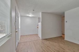007_360 N Calaveras St